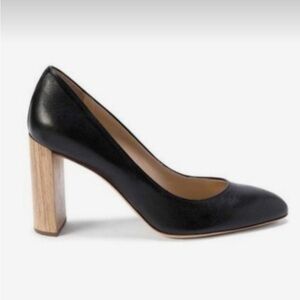 Elegant Black Women's Pumps